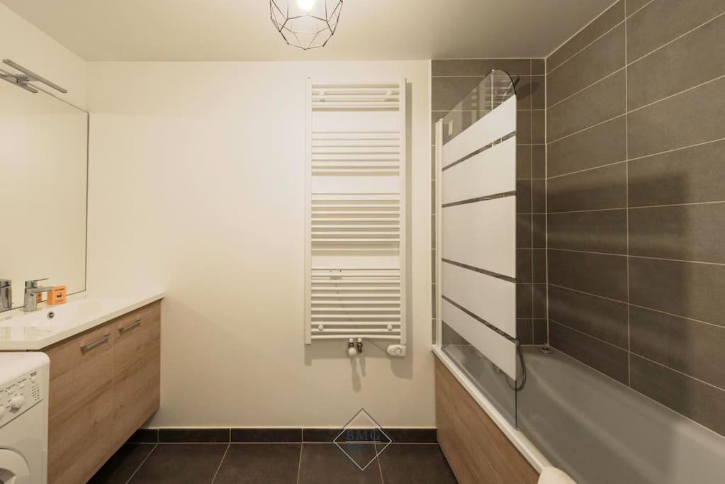 Palladium Appartement Disneyland Bmyguest Serris Exterior photo